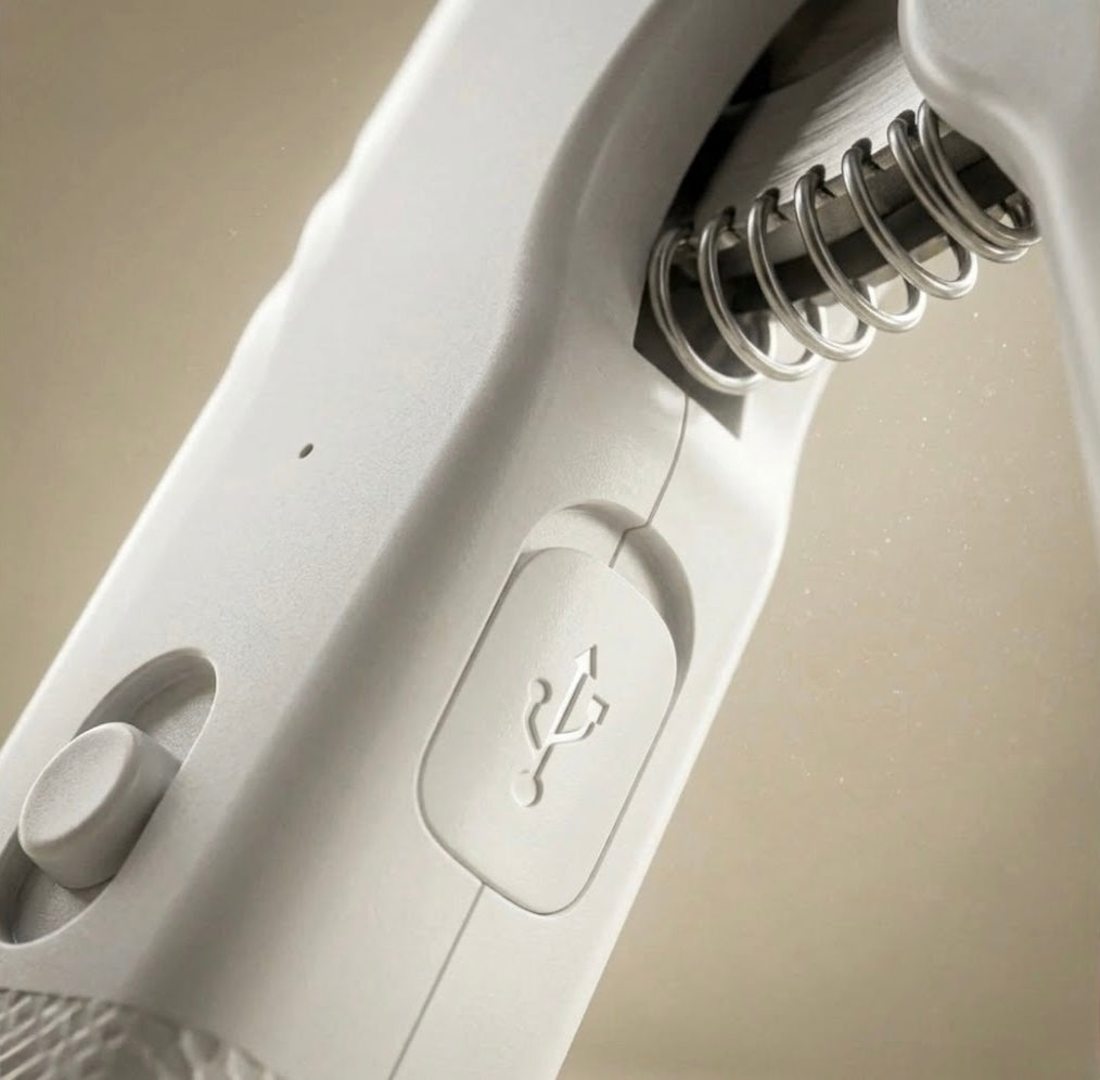 LumiClip™ LED Pet Nail Clipper